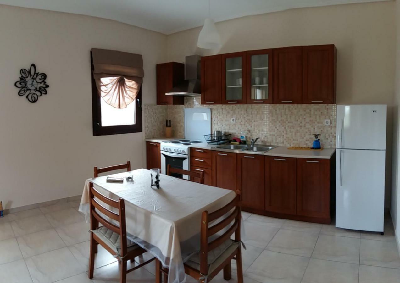 Gougousis Apartments Kaloyiros Extérieur photo